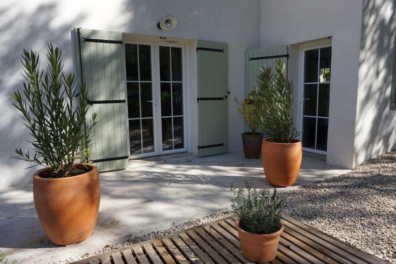 Maison Les Costes Vernegues Exterior foto